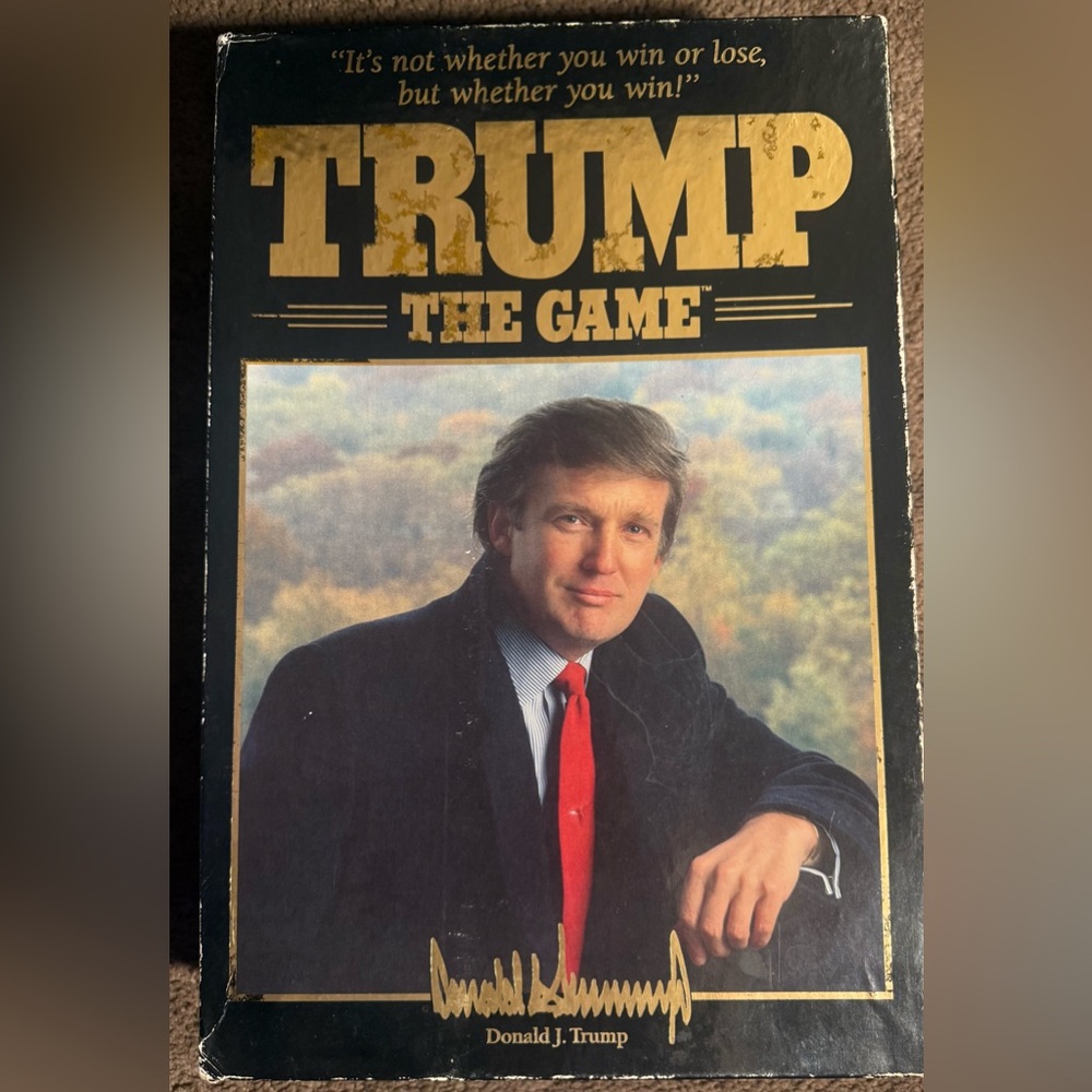 TRUMP The Game - Black and Gold Board Game